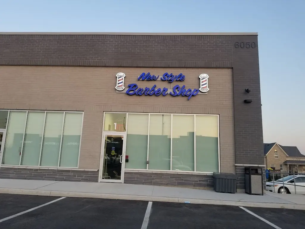 New style barber shop — Barber shop in Milton